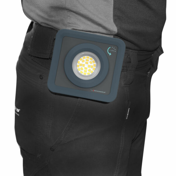 Scangrip NOVA MINI 1000 lm akumulatorowa lampa robocza z systemem SMART GRIP 4 w 1 i wskaźnikiem naładowania baterii (03.6200)
